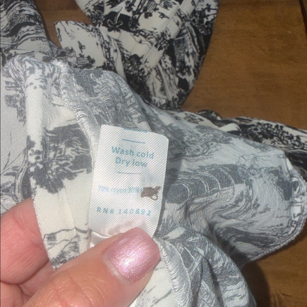 Marine Layer Black and White Tropical Jumpsuit - Picture 8 of 10